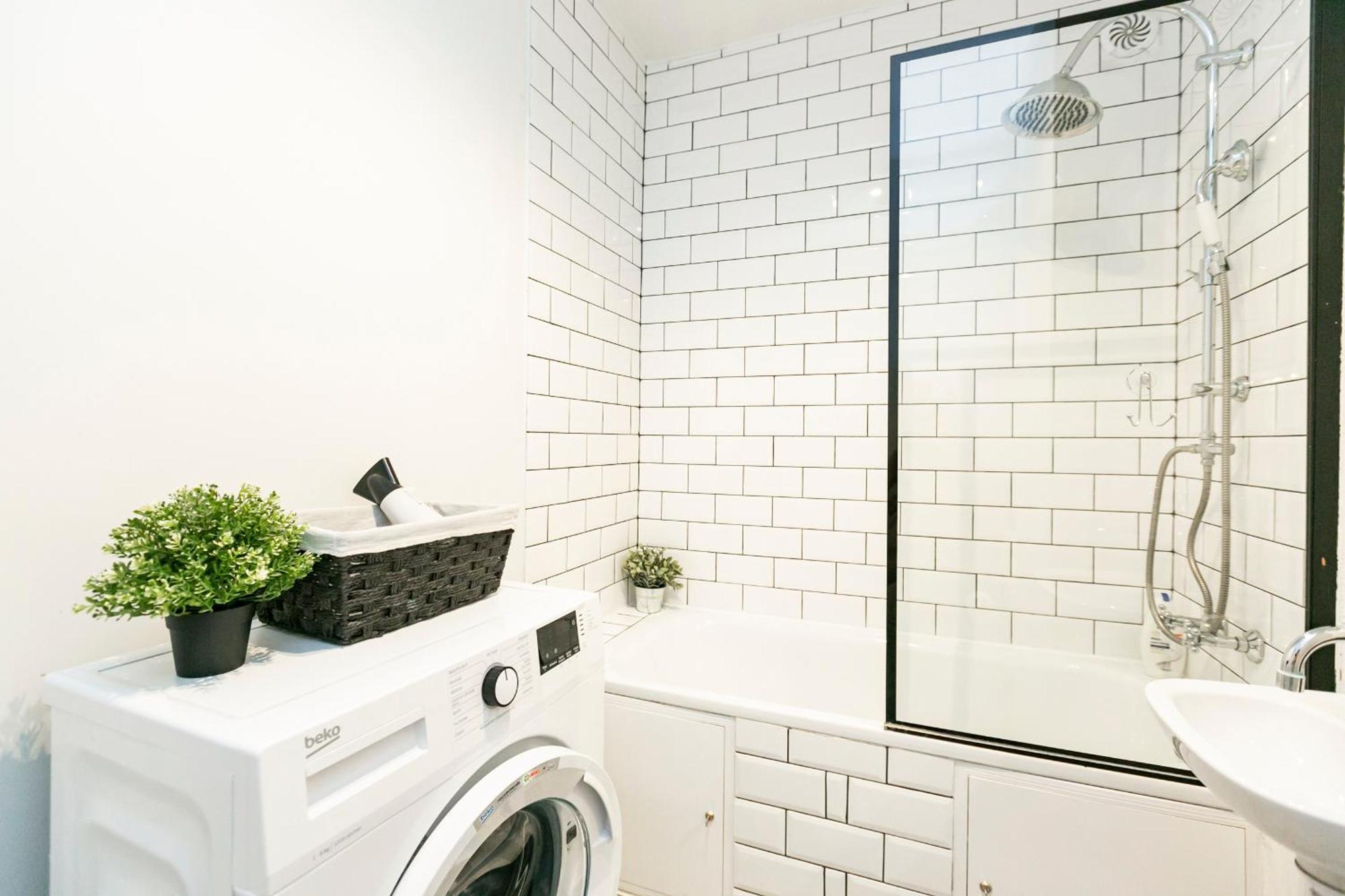 Nowogrodzka 78 - Apartament Dla 4 Osob - 200M Od Szpitala Klinicznego Na Lindleya - 1Km Do Dworca Centralnego - Wifi - Smart Tv 45 Cali Варшава Екстер'єр фото