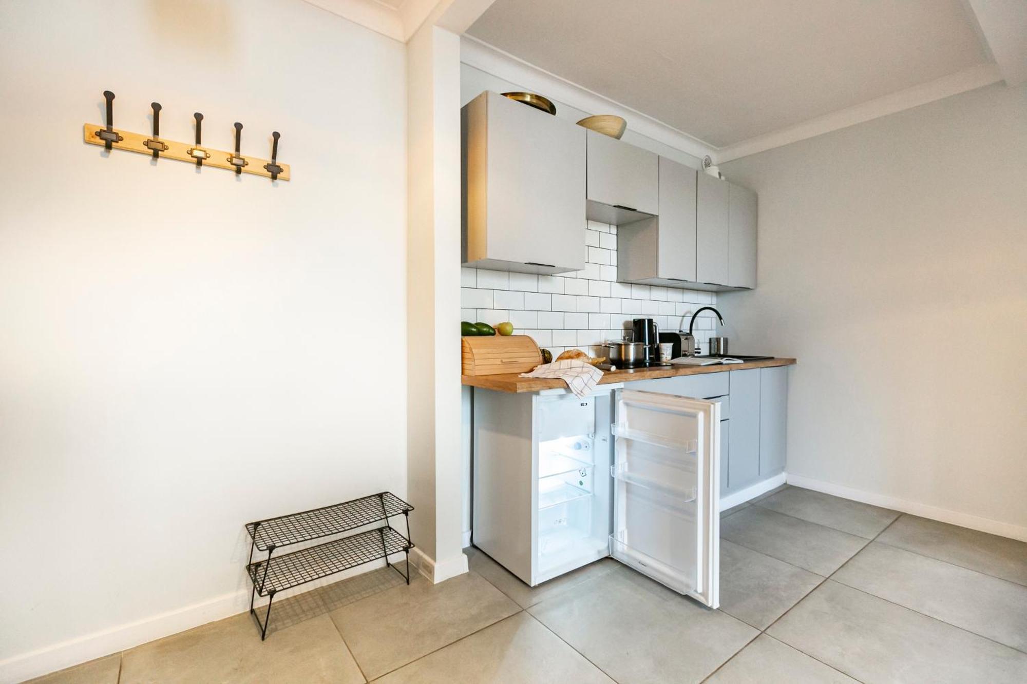 Nowogrodzka 78 - Apartament Dla 4 Osob - 200M Od Szpitala Klinicznego Na Lindleya - 1Km Do Dworca Centralnego - Wifi - Smart Tv 45 Cali Варшава Екстер'єр фото